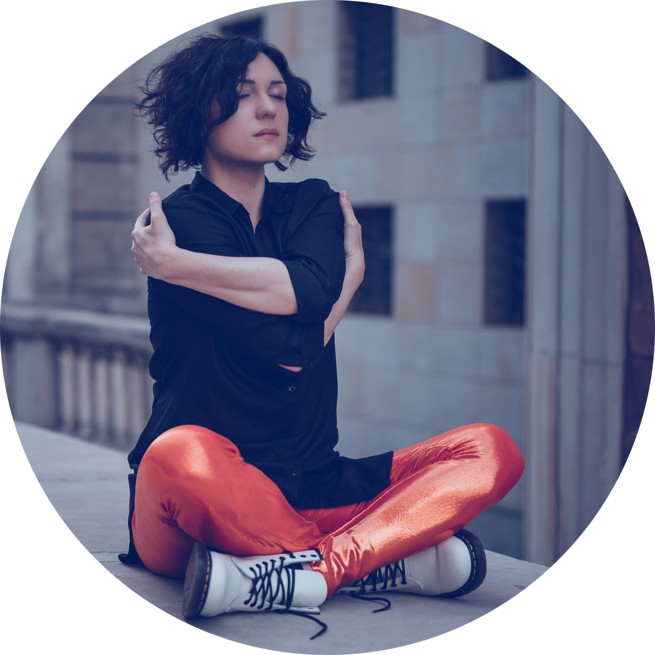 Carolina Const joga trauma ciałoczuła hatha punkjoginka czuły bunt ciałoczułość terapia psychoterapia psychosomatyka toruń